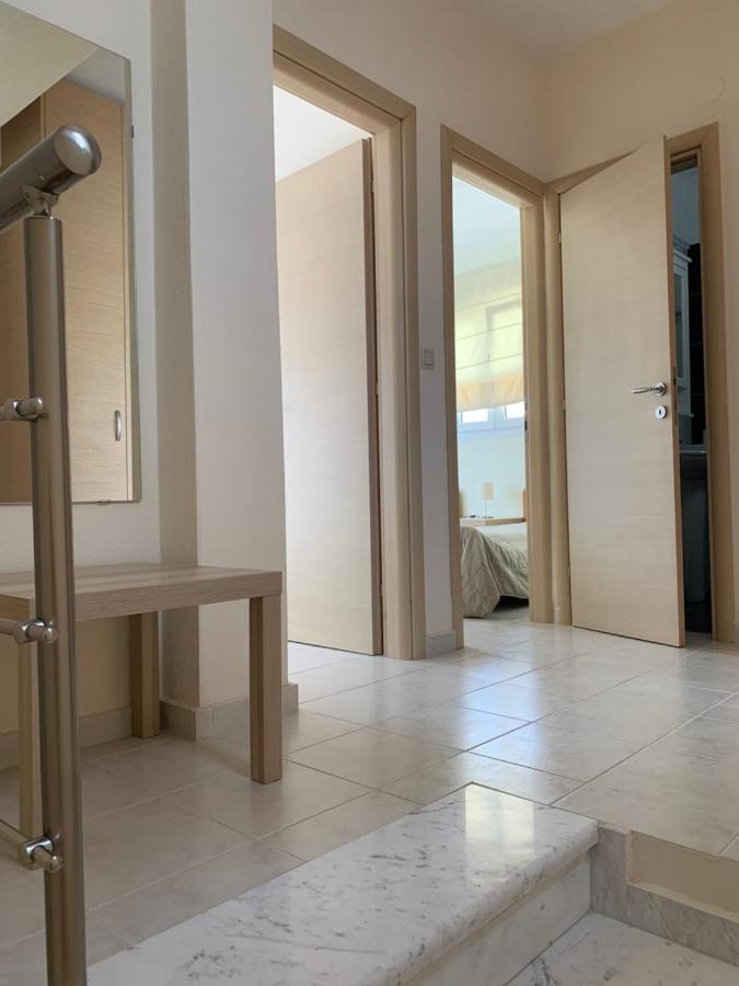 Elia Luxury Maisonettes Ferienhaus *
